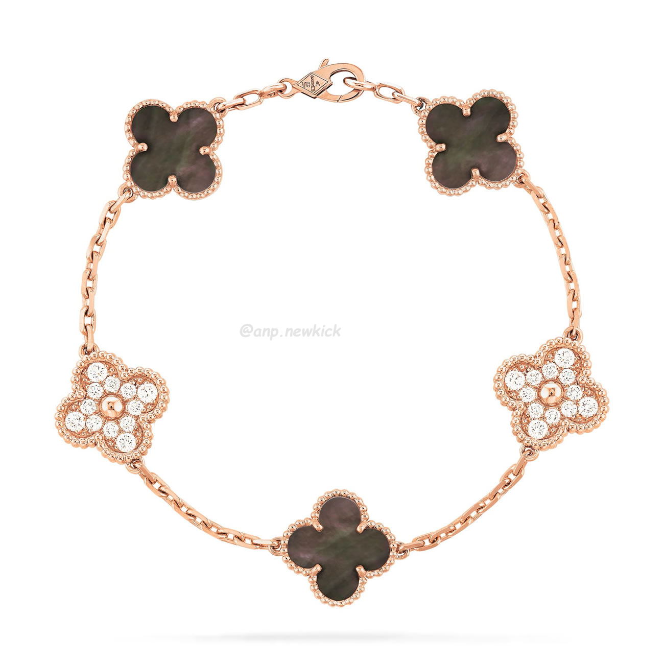Van Cleef Arpels Vintage Alhambra Four Leaf Clover Gold Bracelet (3) - www.newkick.vip